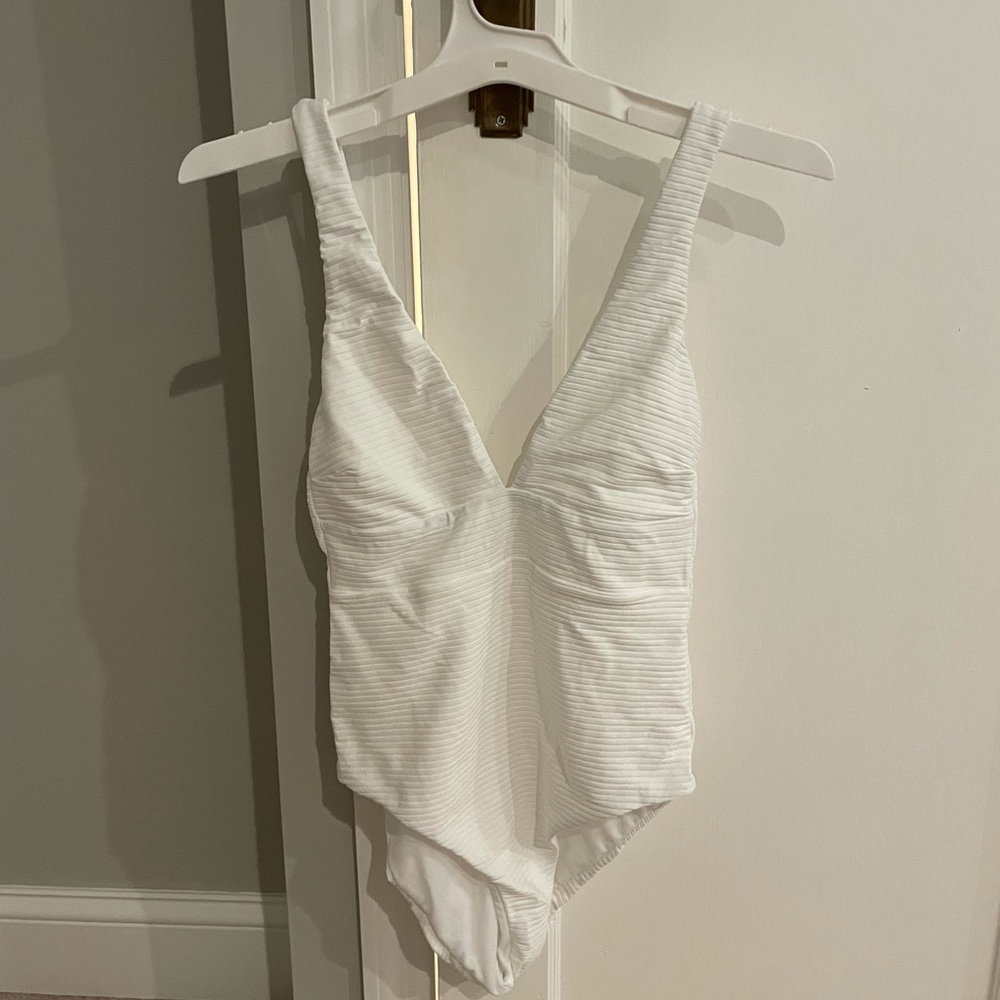 Lulus White bathing suit